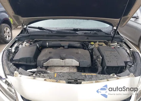 2015 Chevrolet Malibu 1Lz z USA, uszkodzony, nr VIN 1G11F5SL0FF172714